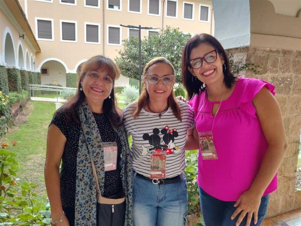 Venezuela: Charitable work in class - Communion and Liberation ...